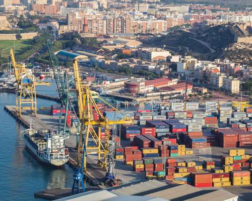 Recepcion y descarga portuaria